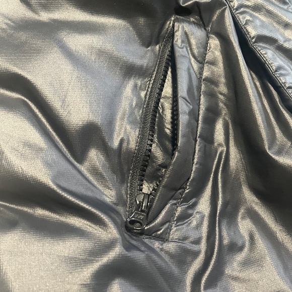 Gap Maternity Down Coat Size Large - Picture 4 of 9